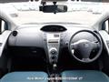 2005 Toyota Vitz