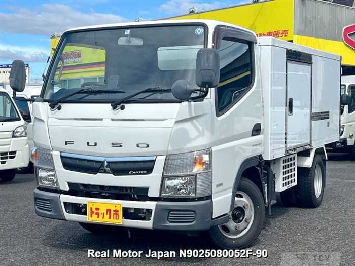 2018 Mitsubishi Canter