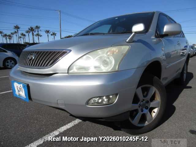 2004 Toyota Harrier