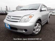 2003 Toyota IST