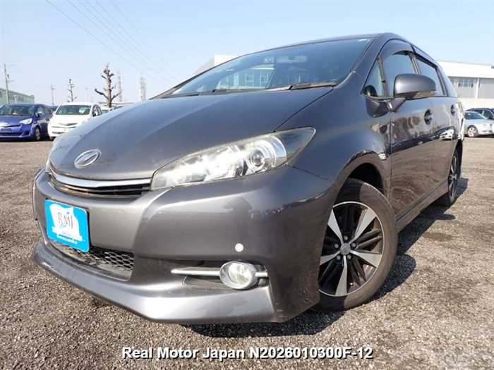 2013 Toyota Wish