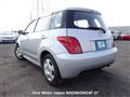 2004 Toyota IST