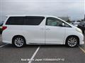 2009 Toyota Alphard