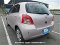 2006 Toyota Vitz