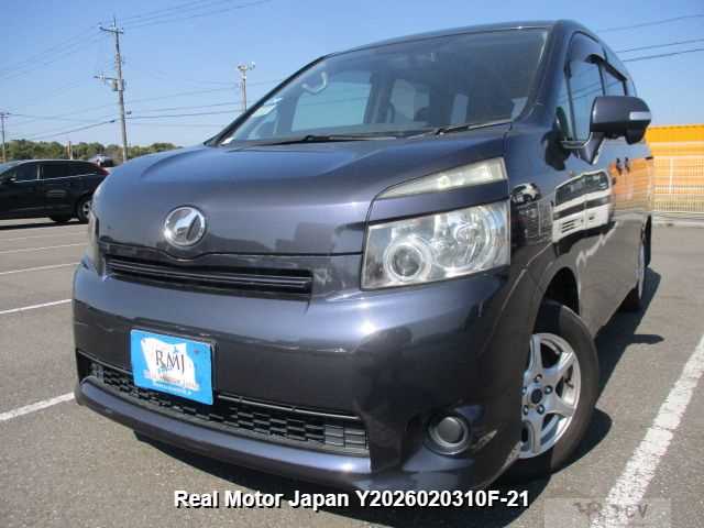 2009 Toyota Voxy