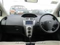 2006 Toyota Vitz
