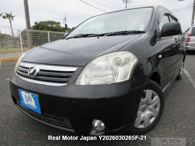 2009 Toyota Raum