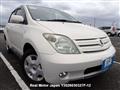 2005 Toyota IST