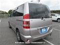 2004 Toyota Noah