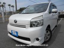 2007 Toyota Voxy