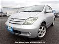 2004 Toyota IST