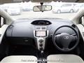 2006 Toyota Vitz