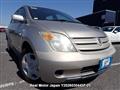 2003 Toyota IST