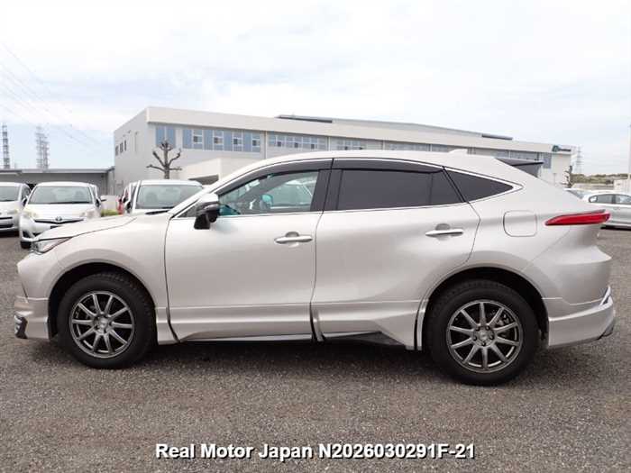 Toyota Harrier 2.0 PREMIUM 4WD BACK CAMERAONLY 28,000 KMLEATHE 2023 — миниатюра 6