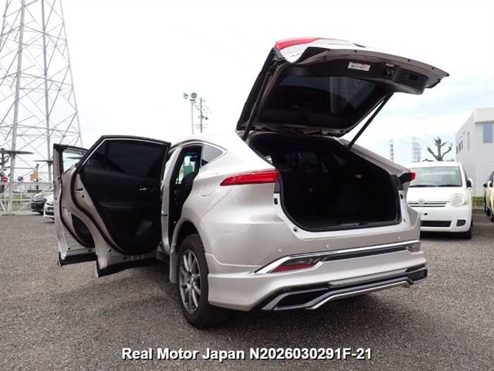 Toyota Harrier 2.0 PREMIUM 4WD BACK CAMERAONLY 28,000 KMLEATHE 2023 — миниатюра 7