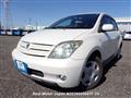 2005 Toyota IST