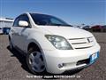 2005 Toyota IST