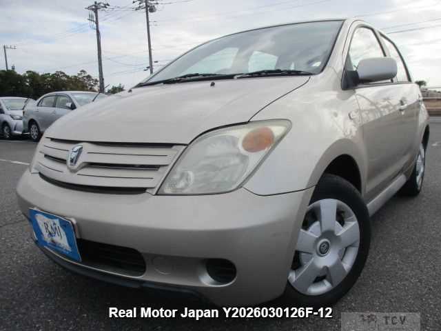 2003 Toyota IST