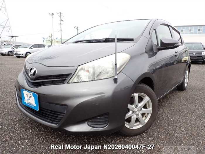 2011 Toyota Vitz