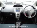 2005 Toyota Vitz