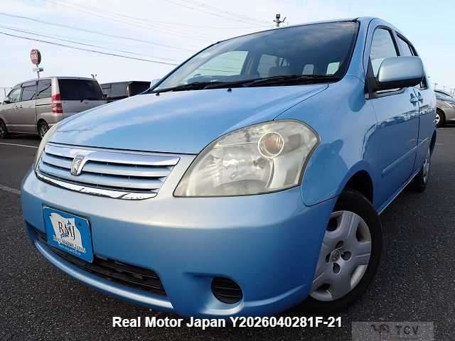 2003 Toyota Raum