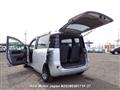 2005 Toyota Sienta