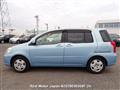 2005 Toyota Raum