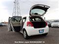 2006 Toyota Vitz