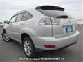 2004 Toyota Harrier