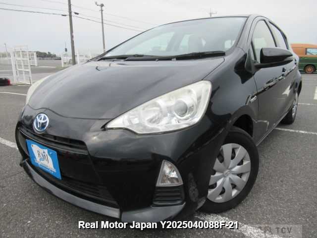 2012 Toyota AQUA