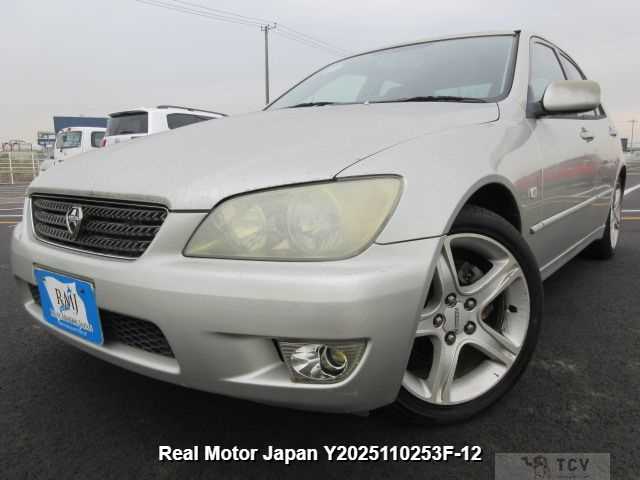 2002 Toyota Altezza