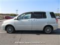 2007 Toyota Raum