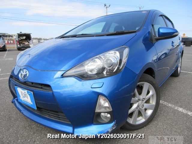 2013 Toyota AQUA