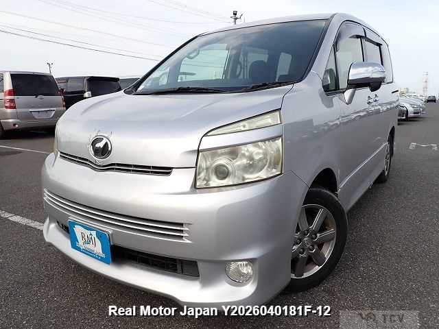 2009 Toyota Voxy