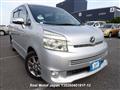 2009 Toyota Voxy