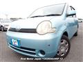 2005 Toyota Sienta