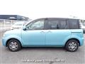 2005 Toyota Sienta