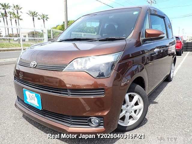 2013 Toyota SPADE