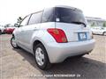 2005 Toyota IST