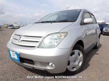 2005 Toyota IST