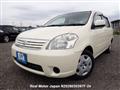 2003 Toyota Raum