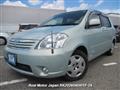 2003 Toyota Raum