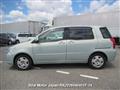 2003 Toyota Raum