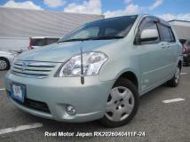 2003 Toyota Raum