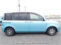 2005 Toyota Sienta