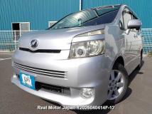 2008 Toyota Voxy