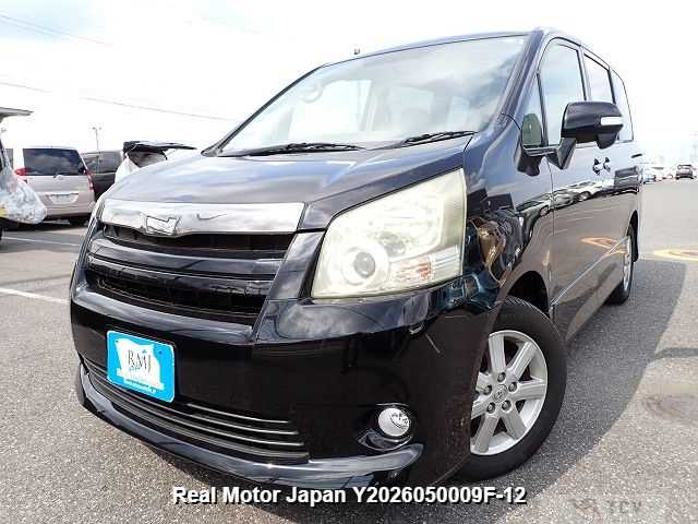2009 Toyota Noah