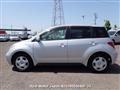 2003 Toyota IST