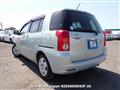 2005 Toyota Raum