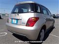 2003 Toyota IST